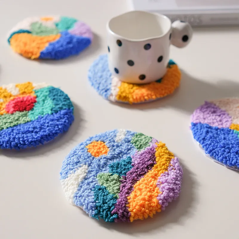 Finished coaster examples; the cup is not included