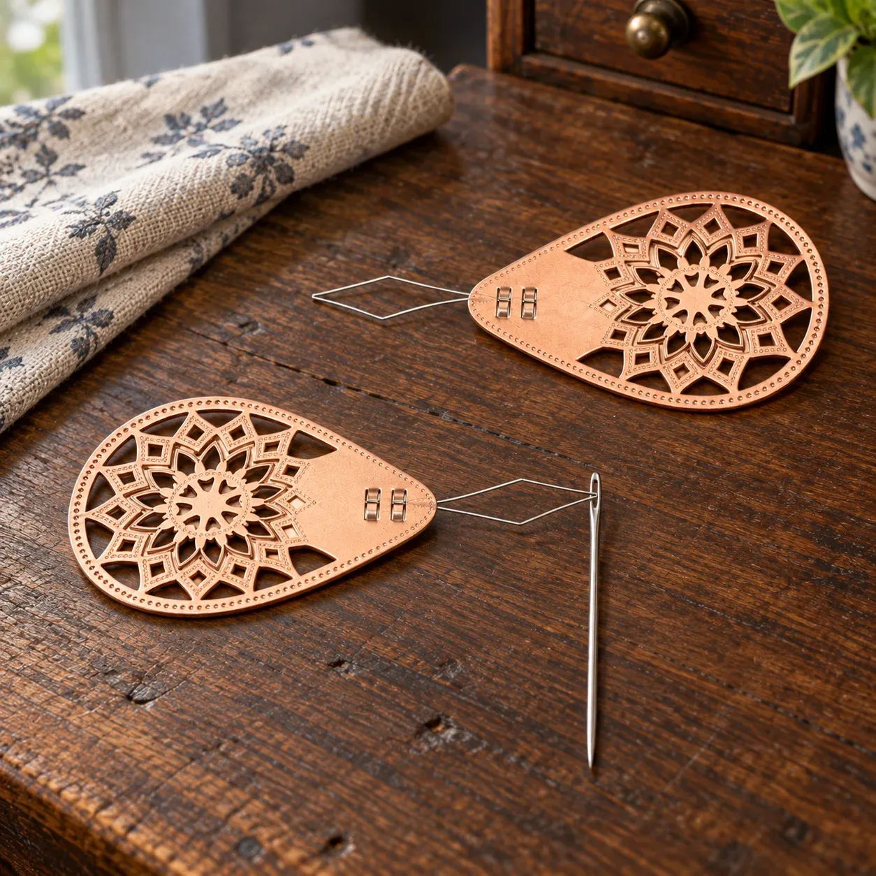 Violetta Needle Threader Pair — use